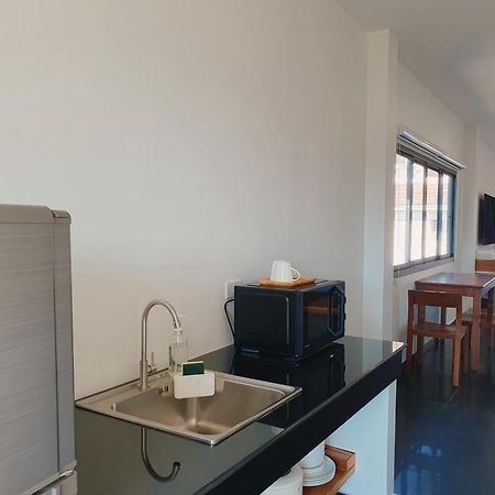 The Sila Suites - Intrawarorot Chiang Mai Eksteriør bilde